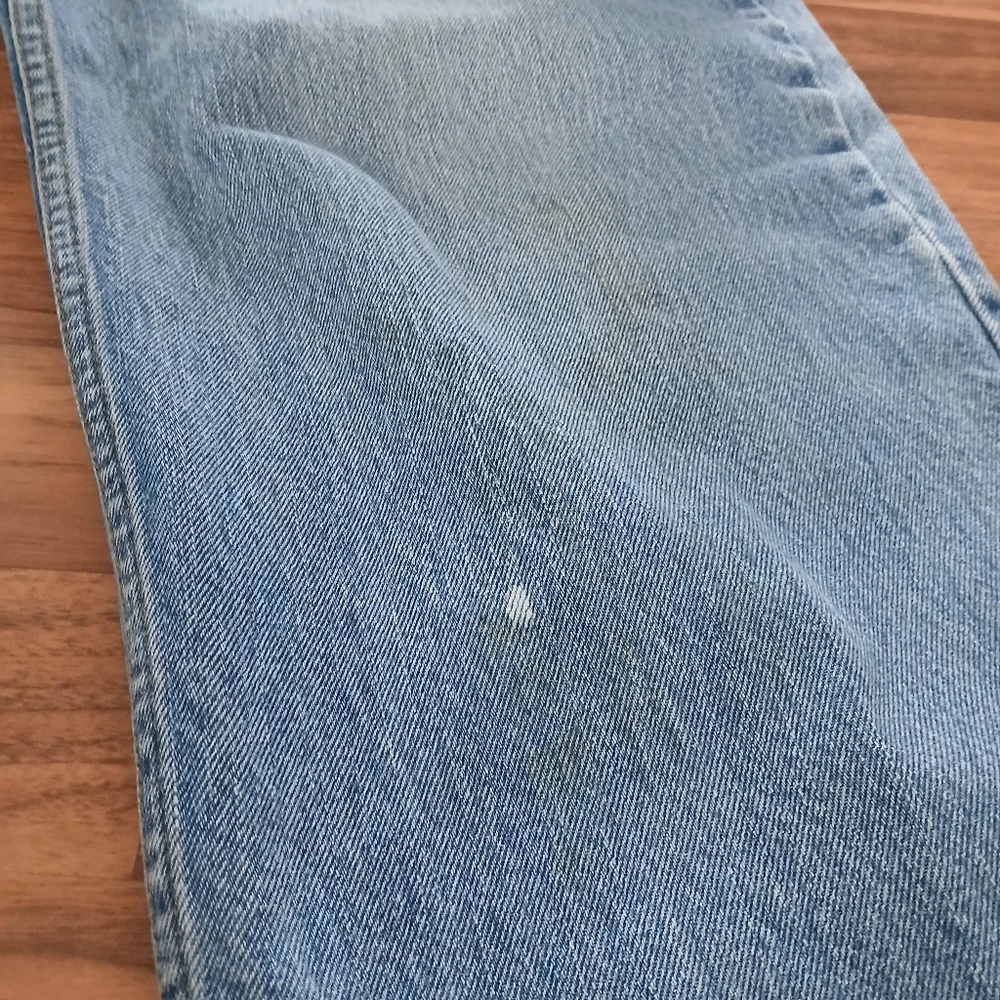 Levi's 550 Relaxed Fit Men's Size 36×32 Light Blue Straight Jeans